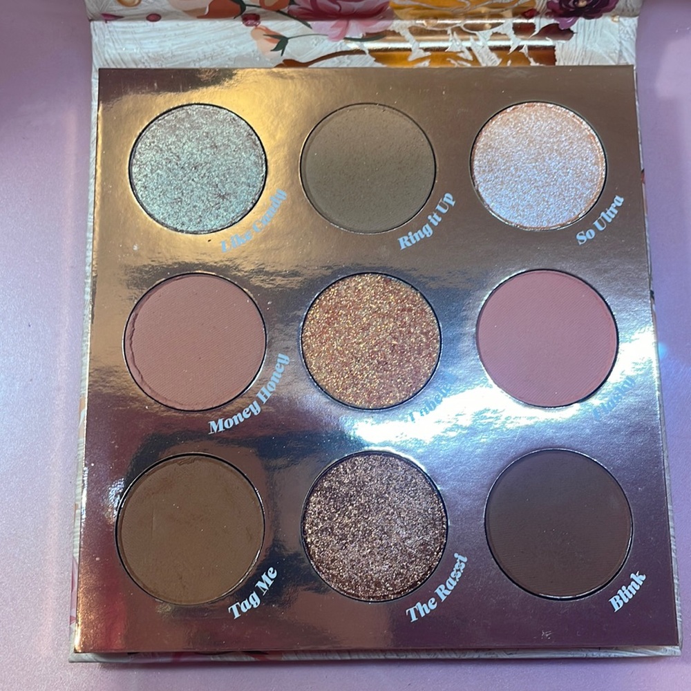 Colourpop Bling time eyeshadow palette